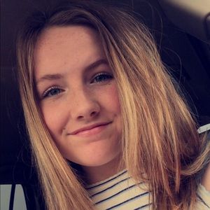 Meet your Posher, Lydia